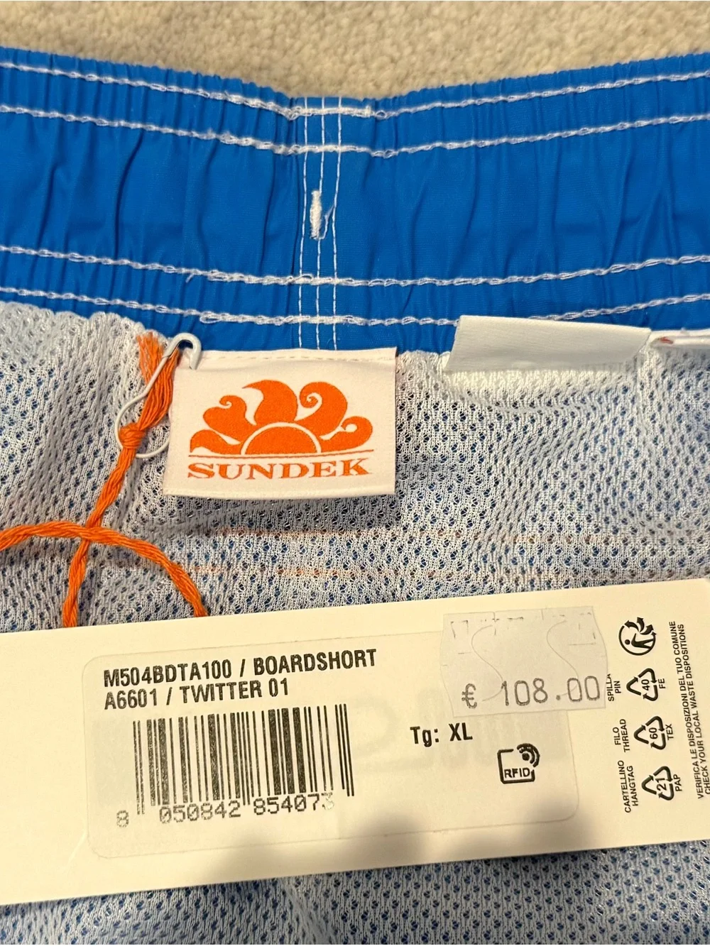 Sundek vivid blue